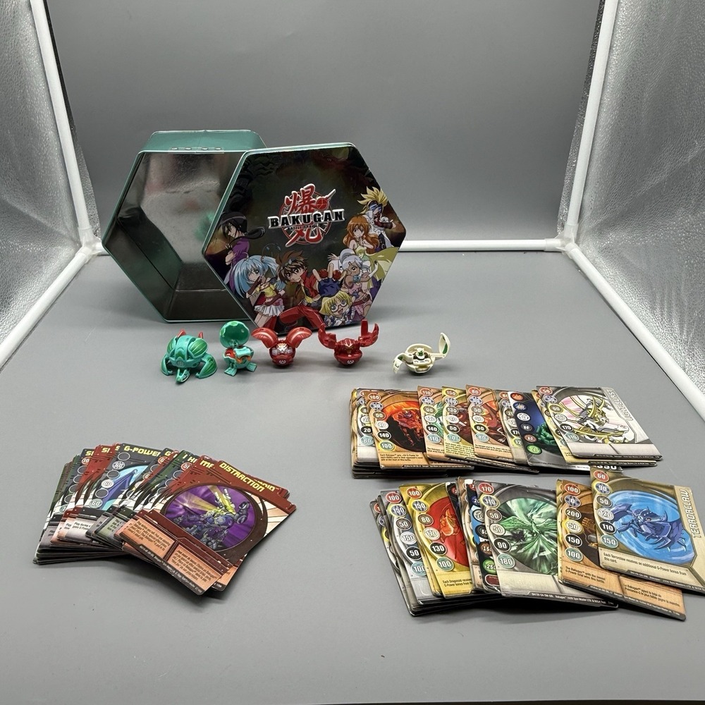 Bakugan Battle Brawlers Tin Case w/ 66 Cards (32 Regular/34 Hard) 5 Figures